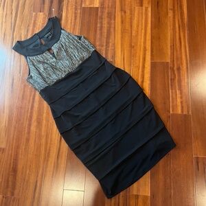 EN FOCUS STUDIO Dress Metallic Gold Bodycon Tier Keyhole Neck Bodycon Size 8